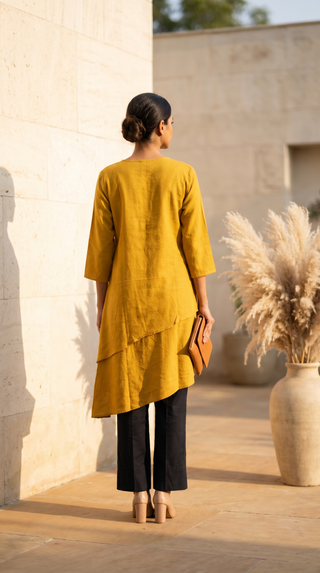 Yellow Bloom Asymmetric coord set