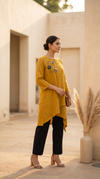 Yellow Bloom Asymmetric coord set